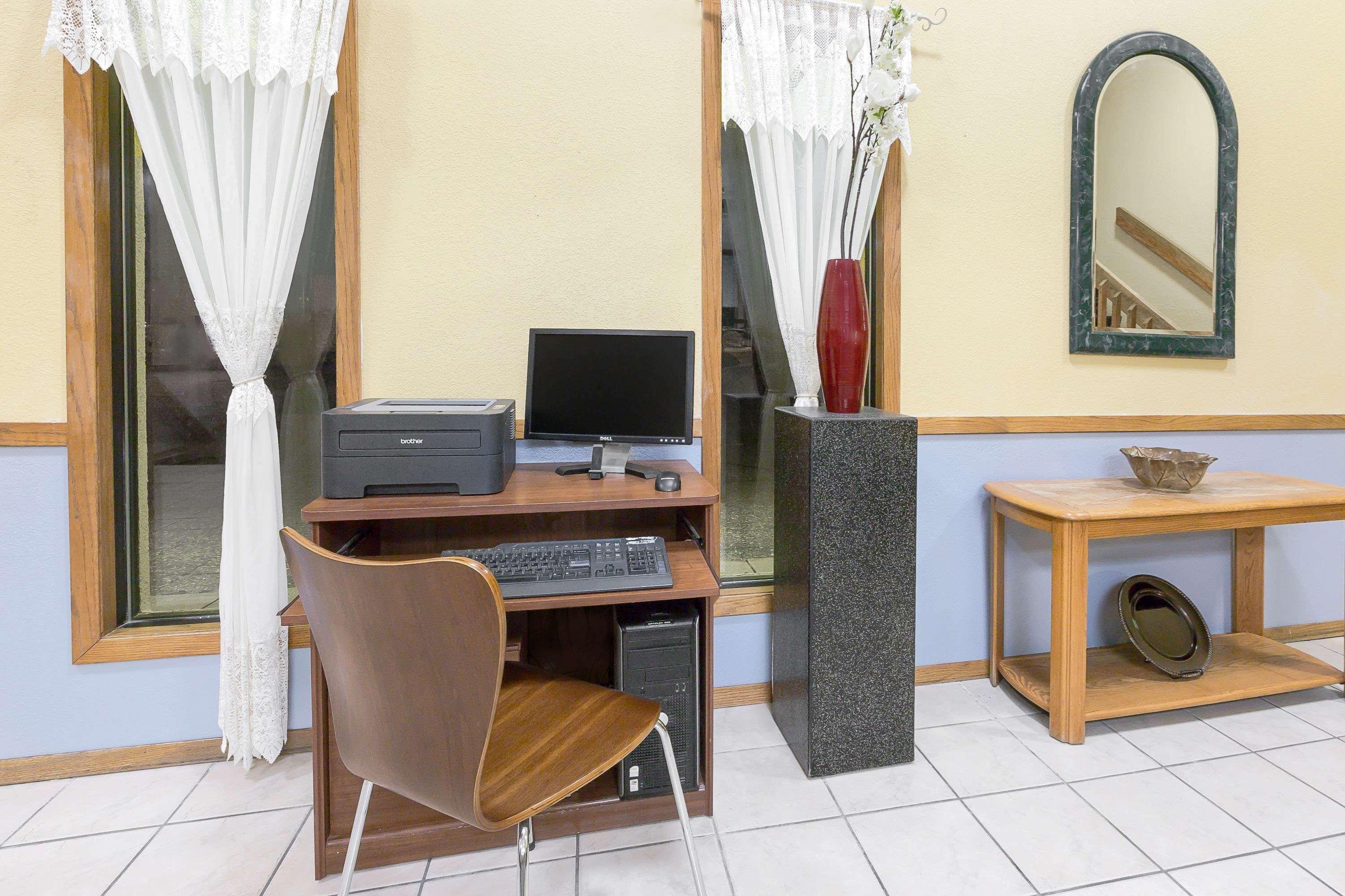 Motel Super 8 By Wyndham Norfolk Extérieur photo