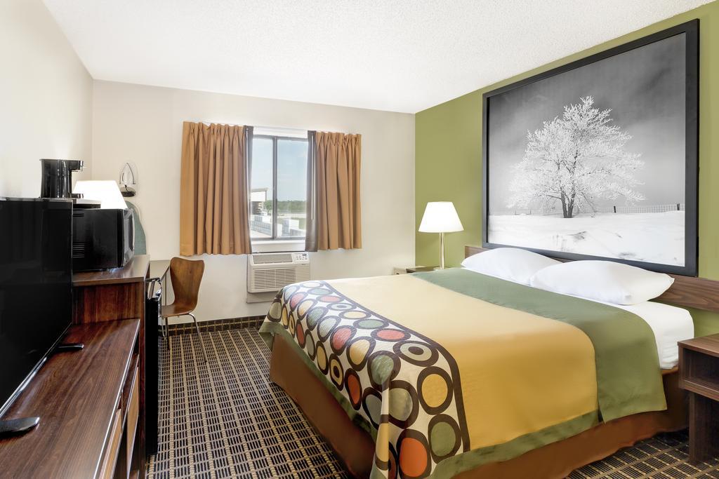 Motel Super 8 By Wyndham Norfolk Extérieur photo